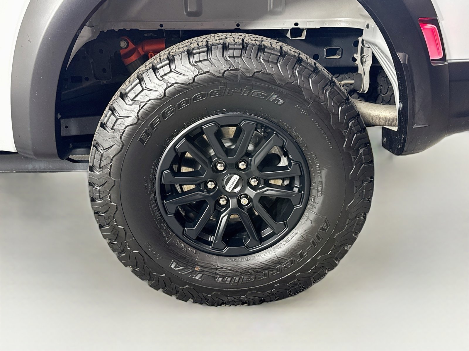Used 2025 Ford F150 Raptor AWD/4WD image 33