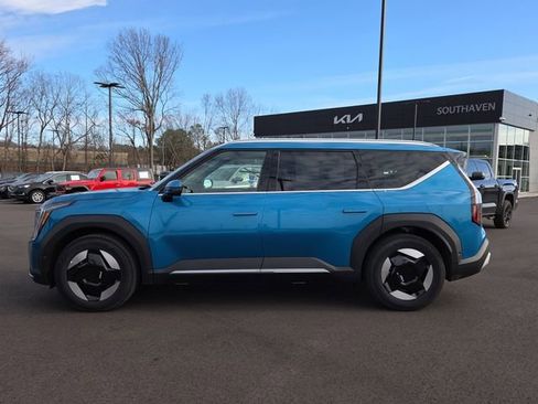 New 2026 Kia EV9 Wind AWD/4WD image 2