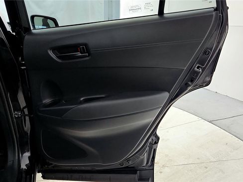 Used 2023 Toyota Corolla Cross LE w/ Moonroof Package image 19