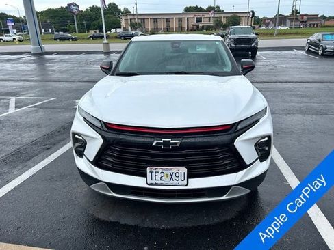 Used 2024 Chevrolet Blazer LT w/ Redline Edition FWD image 2