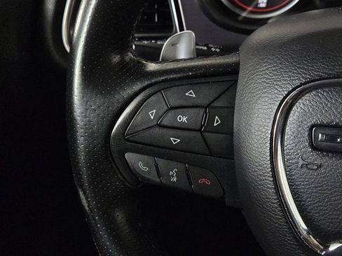 Used 2016 Dodge Challenger R/T RWD image 21
