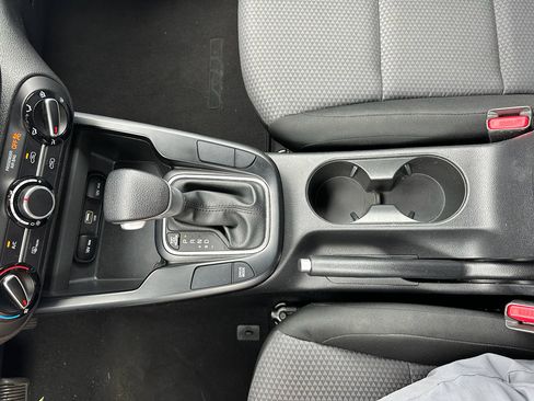 Used 2023 Kia Soul LX w/ LX Technology Package image 16