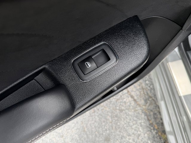 Used 2023 Dodge Charger SRT Hellcat w/ Harman/Kardon Audio Group RWD image 30
