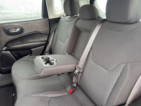 Used 2019 Jeep Compass Sport AWD/4WD image 19