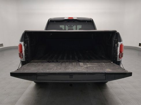 Used 2017 Ford F150 Platinum w/ Equipment Group 701A Luxury image 29