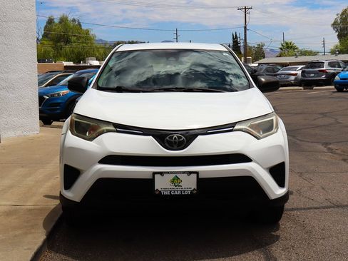 Used 2018 Toyota RAV4 LE w/ All Weather Liner Package FWD image 16