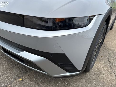 New 2025 Hyundai Ioniq 5 SEL image 9