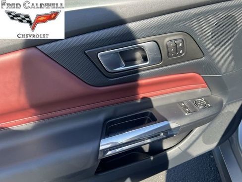 Used 2024 Ford Mustang Premium RWD image 27