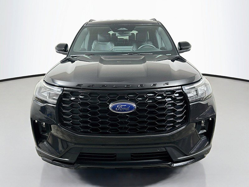 Used 2026 Ford Explorer ST-Line AWD/4WD image 2