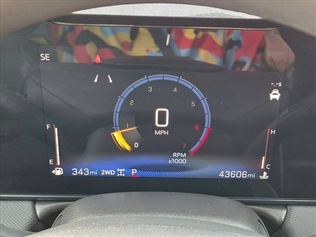 Used 2025 Chevrolet TrailBlazer LT AWD/4WD image 11