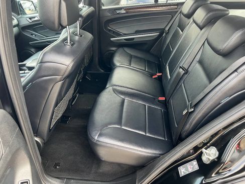 Used 2011 Mercedes-Benz ML 350 4MATIC w/ Premium 1 Pkg image 22