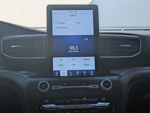 Used 2020 Ford Explorer Platinum w/ Premium Technology Package image 20