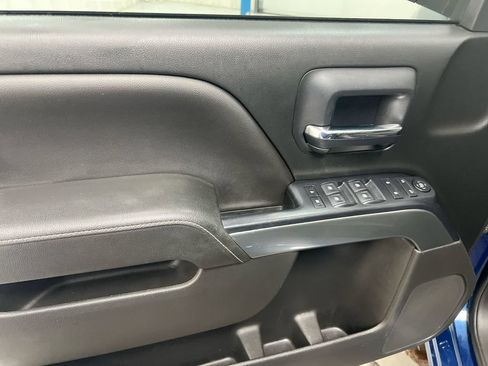 Used 2018 Chevrolet Silverado 1500 LT w/ All Star Edition RWD image 21