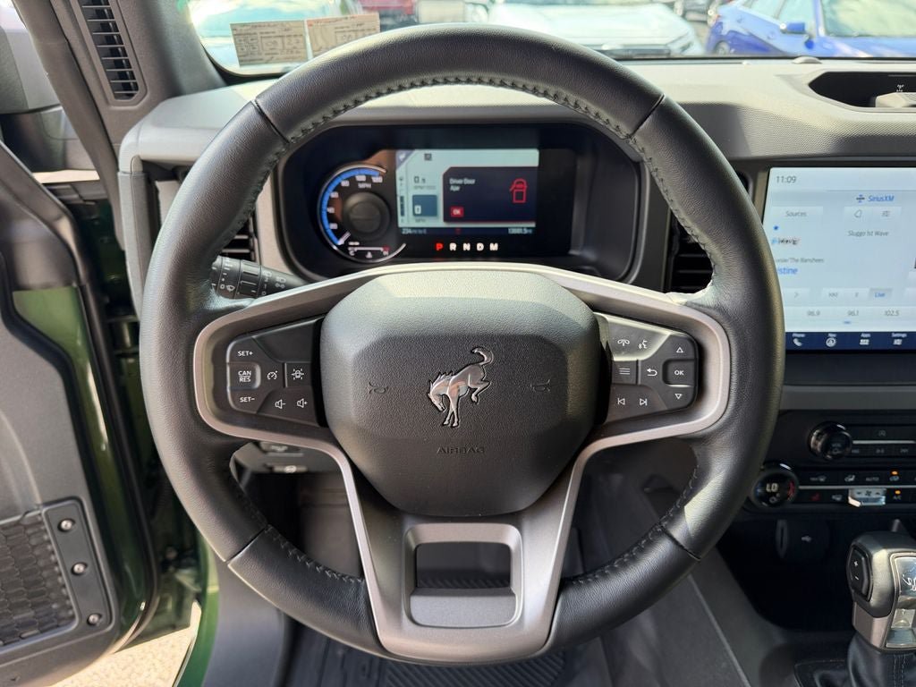 Used 2024 Ford Bronco Everglades AWD/4WD image 14