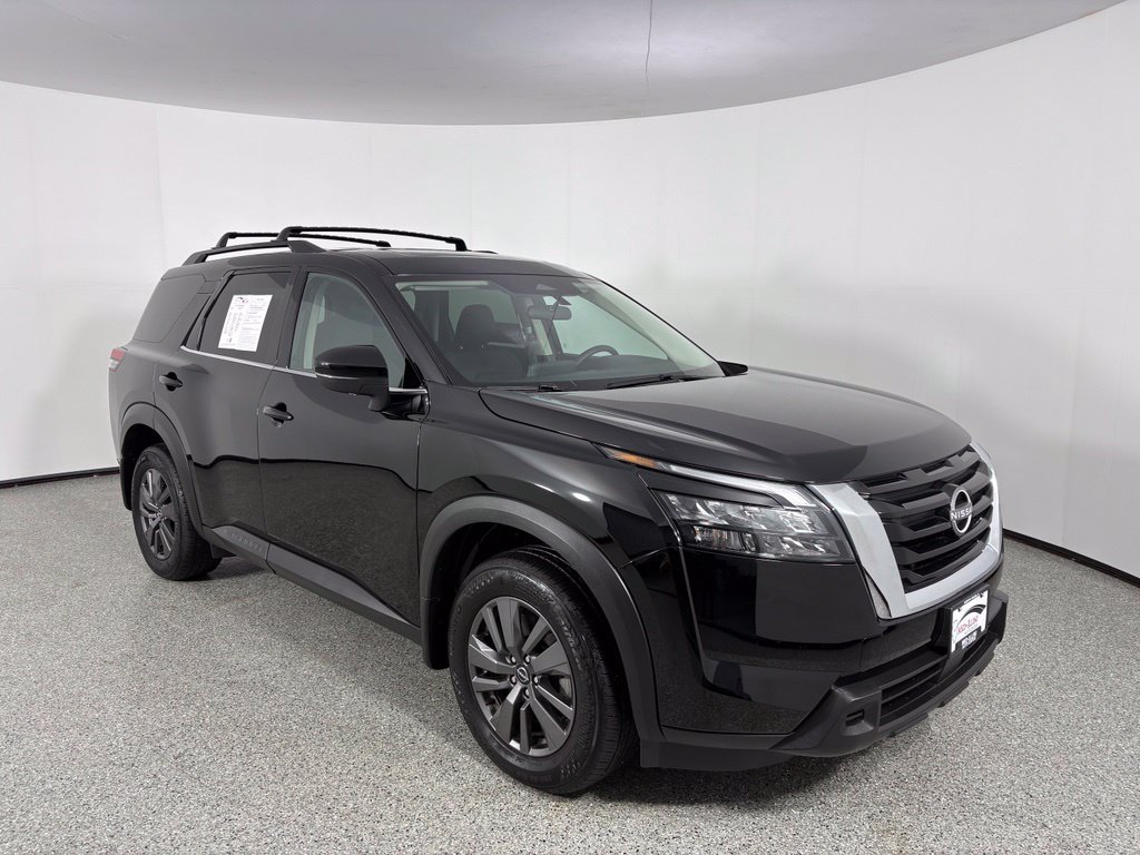 Used 2025 Nissan Pathfinder SV w/ SV Premium Package AWD/4WD image 9