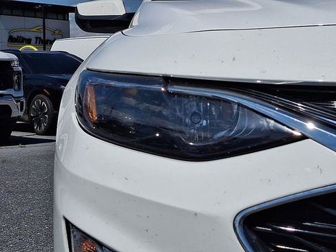 Used 2021 Chevrolet Malibu RS FWD image 10