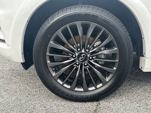 Used 2024 INFINITI QX80 Sensory w/ Cargo Package image 11