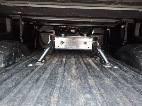 Used 2022 Ford F350 Platinum image 31