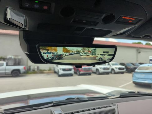 New 2026 GMC Hummer EV SUV AWD/4WD image 26