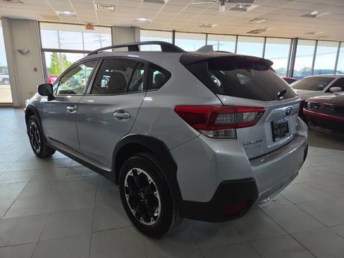 Used 2022 Subaru Crosstrek 2.0i Premium AWD/4WD image 5