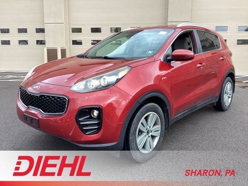 Used 2018 Kia Sportage LX w/ LX Popular Package image 3