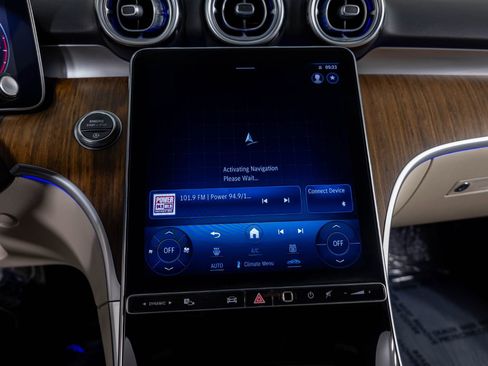 Used 2022 Mercedes-Benz C 300 4MATIC Sedan image 35