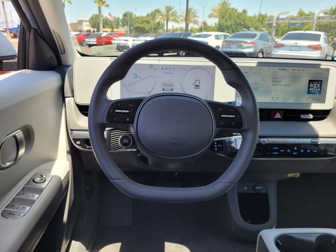 Used 2024 Hyundai Ioniq 5 SEL RWD image 15