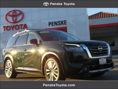 Used 2022 Nissan Pathfinder Platinum w/ Cargo Package