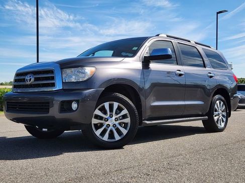 Used 2017 Toyota Sequoia Limited w/ Safety & Convenience Package image 25