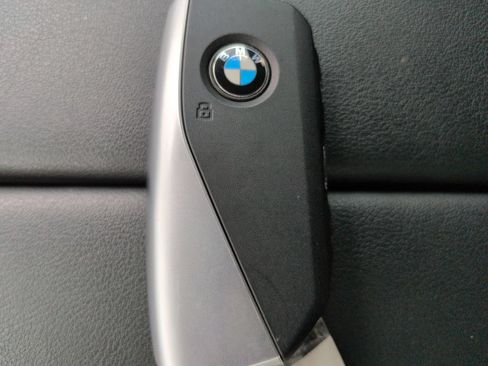 Used 2025 BMW X5 sDrive40i w/ Climate Comfort Package RWD image 32