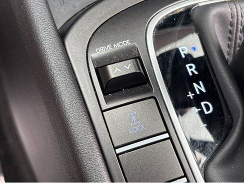 Used 2024 Hyundai Kona SEL AWD/4WD image 30