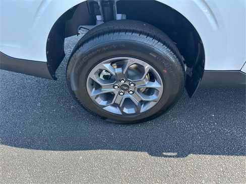 New 2025 Ford Maverick XLT w/ XLT Luxury Package image 13