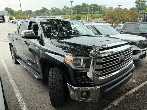 Used 2020 Toyota Tundra Limited w/ Limited Premium Package RWD image 6
