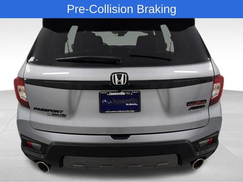 Used 2024 Honda Passport TrailSport image 4