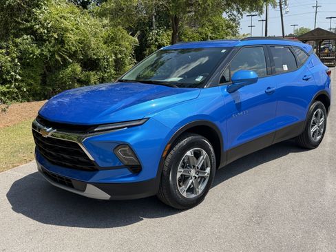 Used 2024 Chevrolet Blazer LT w/ Convenience Package FWD image 40