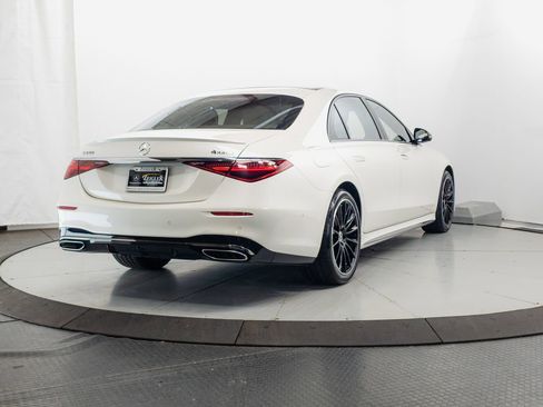Certified 2023 Mercedes-Benz S 500 4MATIC image 36
