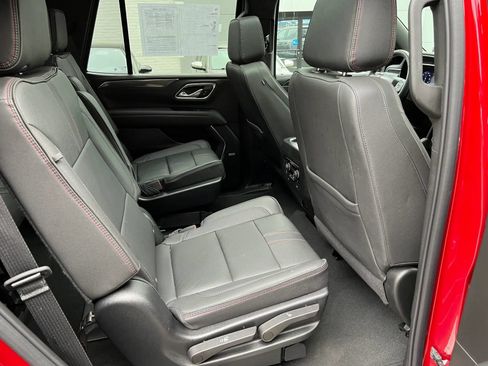 Used 2023 Chevrolet Tahoe RST w/ Luxury Package AWD/4WD image 9