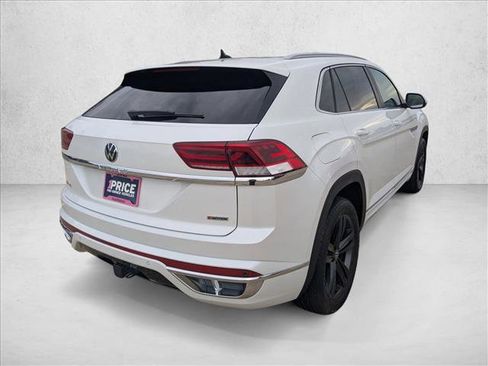 Used 2022 Volkswagen Atlas Cross Sport SEL R-Line image 5