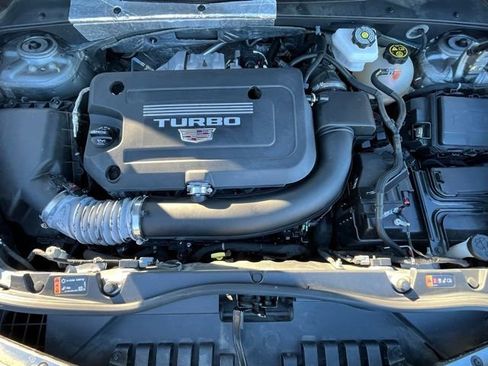 Used 2023 Cadillac XT4 Premium Luxury image 31