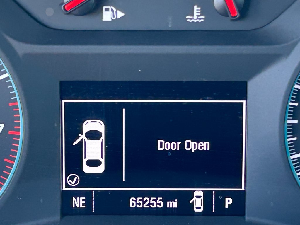 Used 2023 Chevrolet Malibu LT FWD image 23