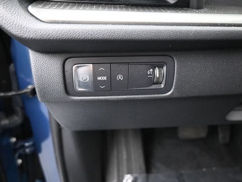 Used 2024 Chevrolet Traverse LS FWD image 12