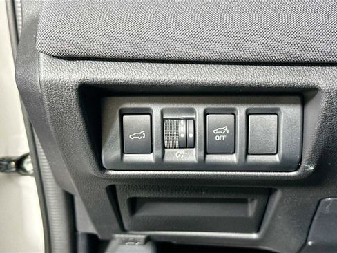 Certified 2025 Subaru Outback Premium w/ Popular Package #1A image 10