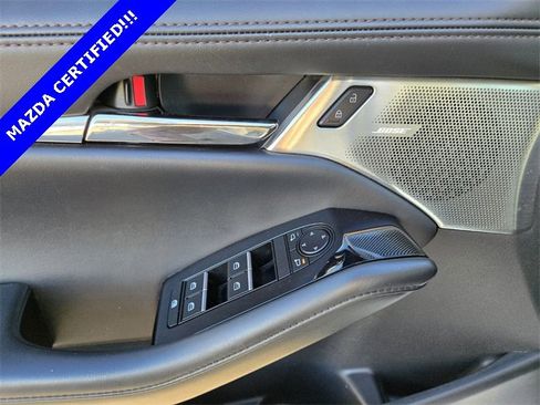 Used 2022 MAZDA MAZDA3 s image 17