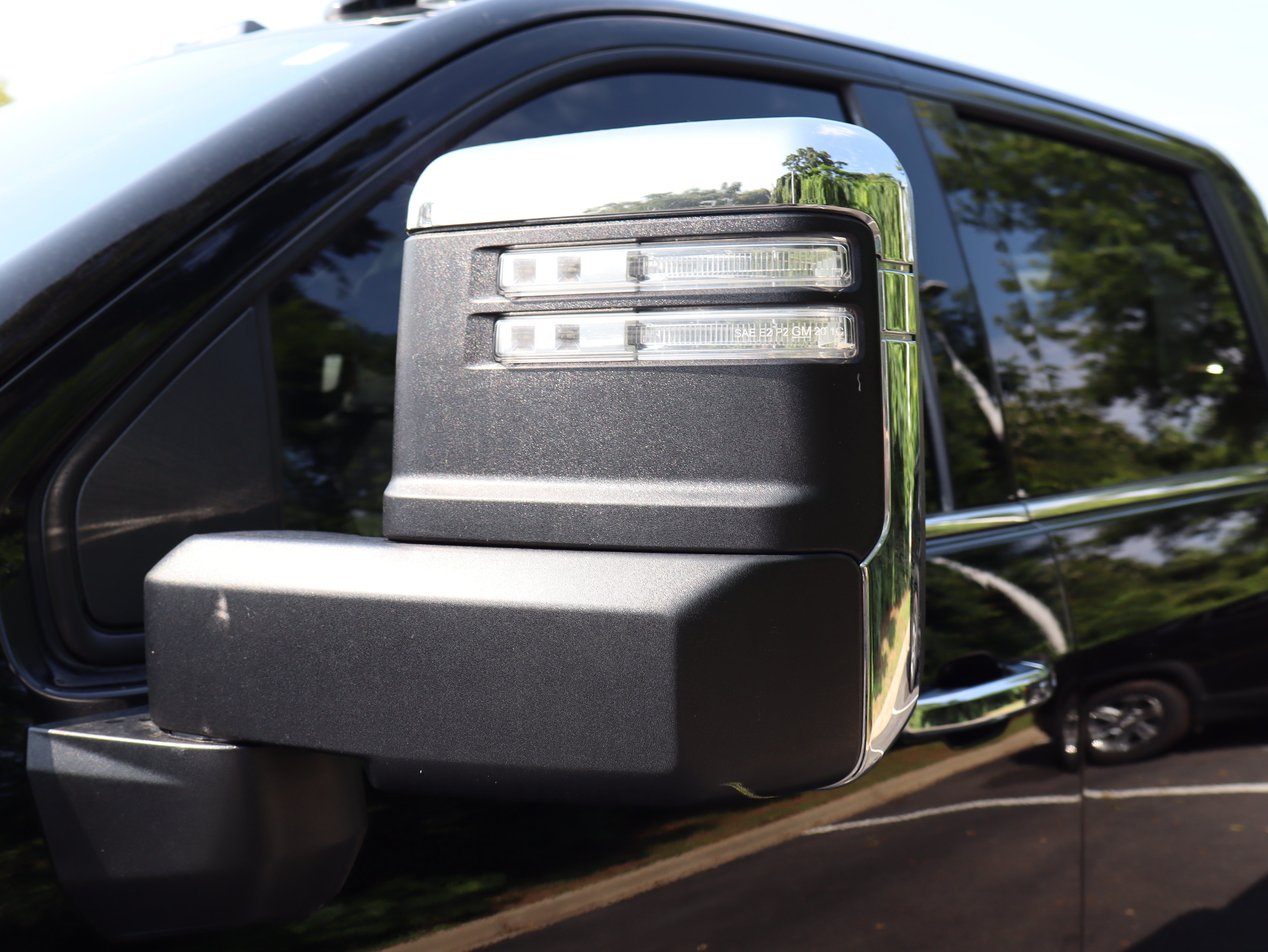 Used 2024 Chevrolet Silverado 3500 High Country w/ Technology Package AWD/4WD image 19