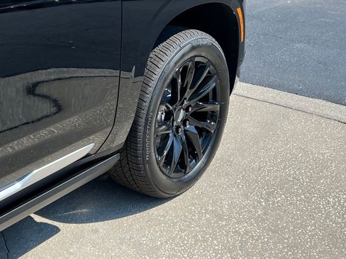 New 2025 Cadillac Escalade Premium Luxury image 33