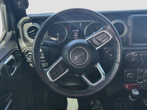 Used 2023 Jeep Wrangler Unlimited Rubicon 4xe w/ Cold Weather Group AWD/4WD image 17