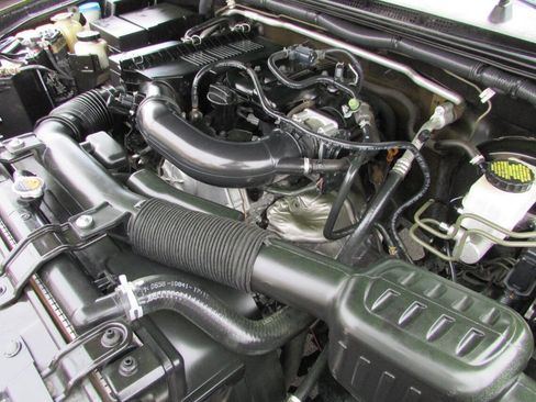 Used 2018 Nissan Frontier S w/ Work Truck Package image 36