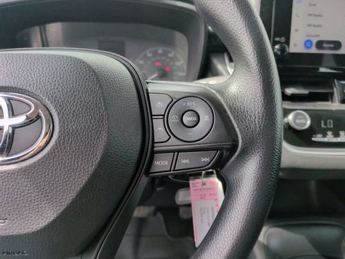 Used 2023 Toyota Corolla LE FWD image 7