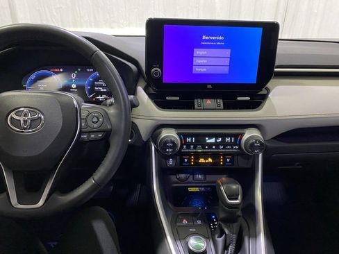 Used 2023 Toyota RAV4 Limited image 20