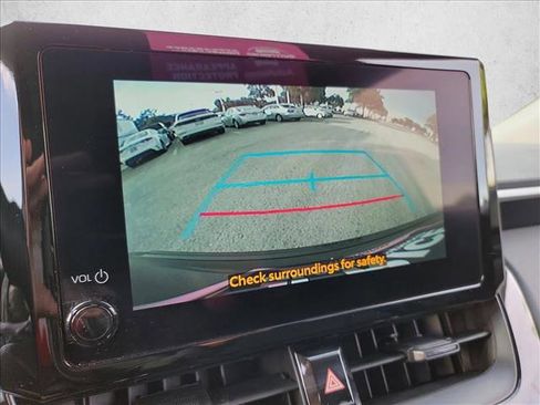 Used 2025 Toyota Corolla Cross LE FWD image 23